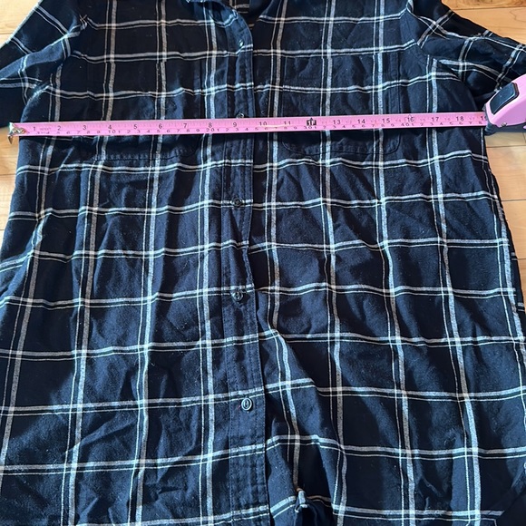 Madewell Plaid Button Up Shirt - Picture 3 of 6